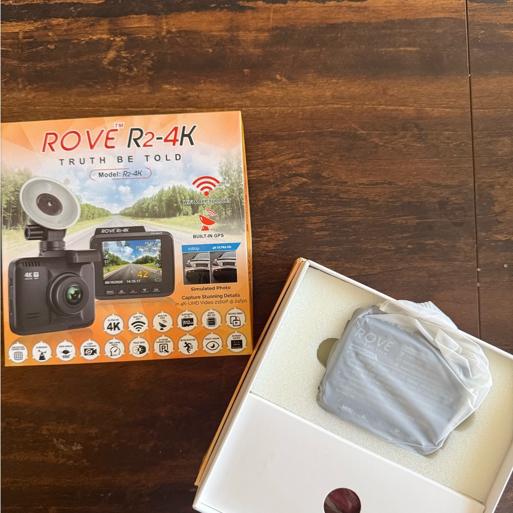 ROVE R2-4K Dash Cam with WiFi and GPS | NEW in box